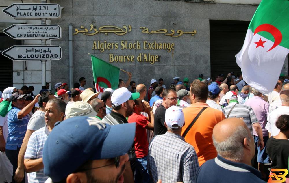 الاقتصاد الجزائري يئن تحت وطأة ستة أشهر من الاضطرابات