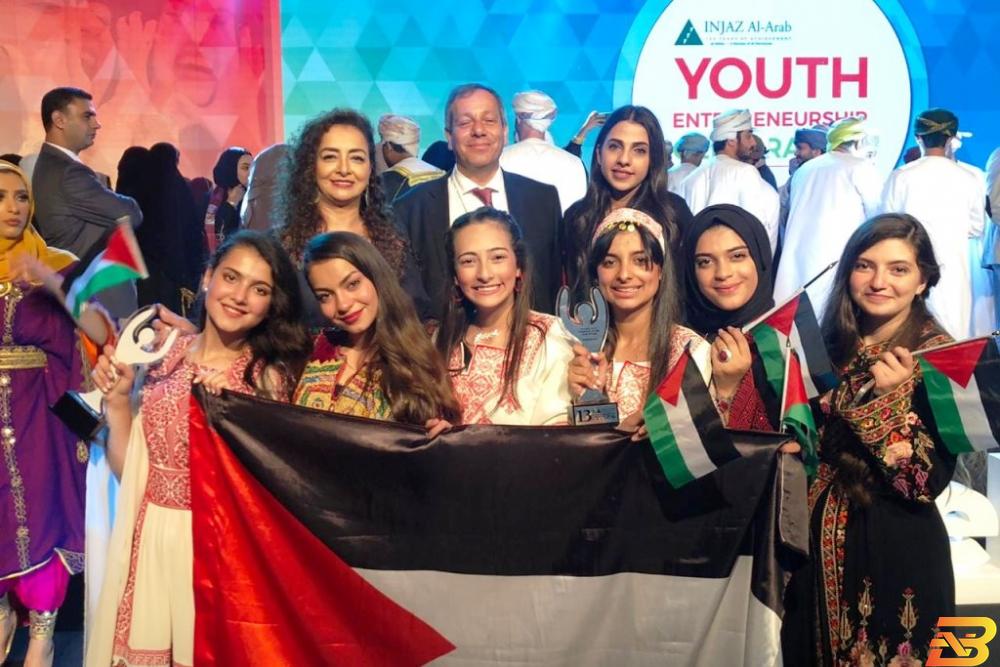 برعاية من أيبك- دار الطفل العربي تحصد جائزة أفضل شركة طلابية